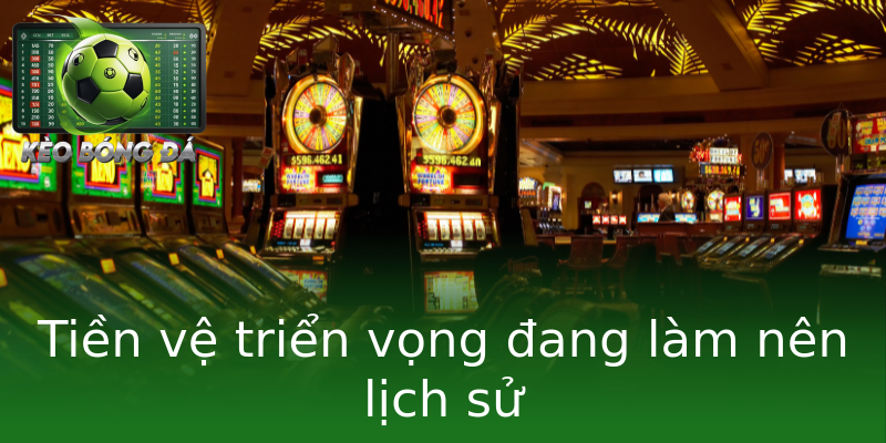 Tiền vệ triển vọng đang làm nên lịch sử